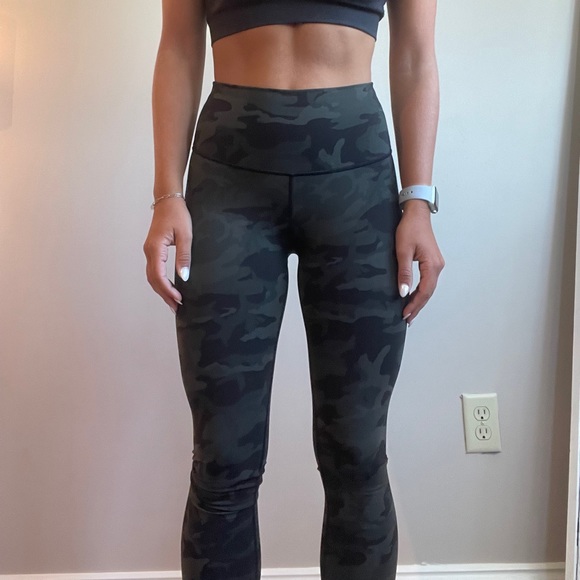 lululemon leggings - Picture 1 of 3